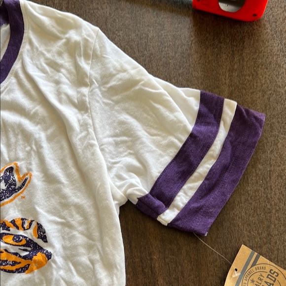 LSU Tigers women’s White and Purple T-Shirt - Picture 5 of 9